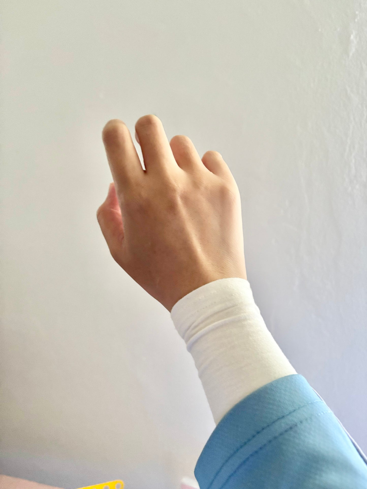 π Khadija Handsocks